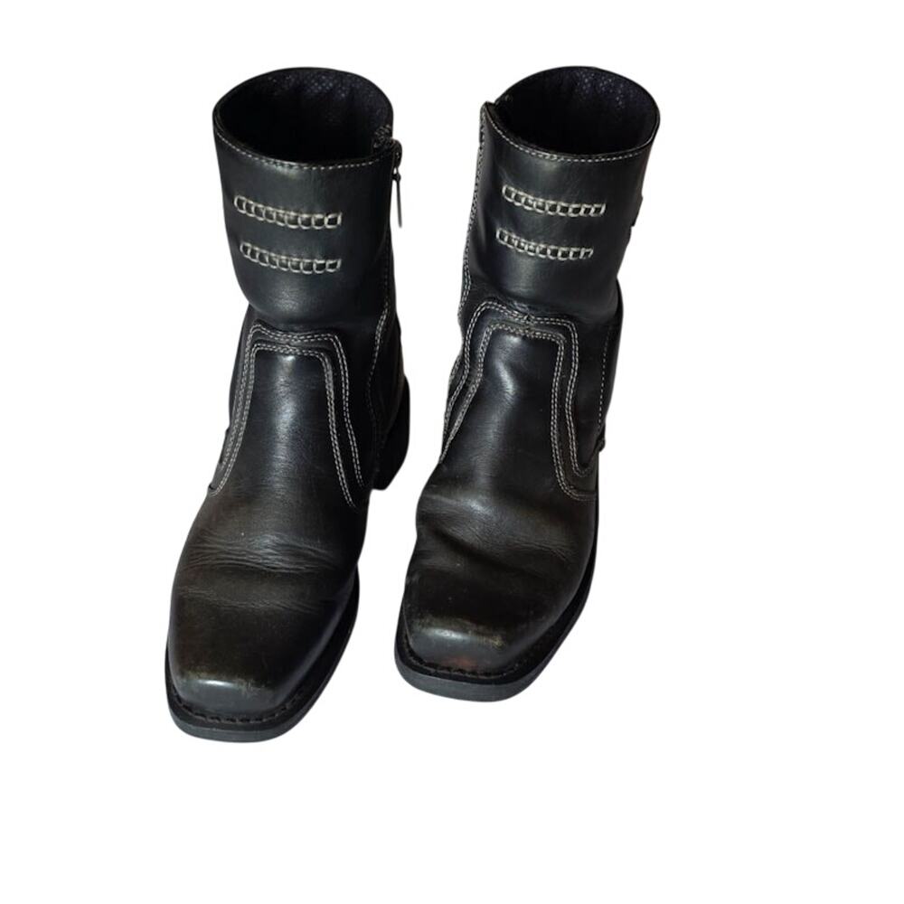 Milwaukee Women's Biker Black Leather Motorcycle Boots Silver Hardware 9 US - Picture 2 of 11
